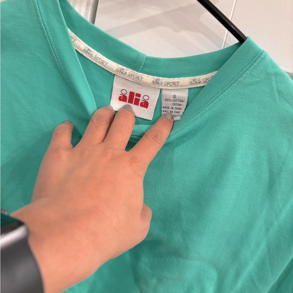 Ladies Size 8 Alia Tshirt - Amazinf Quality Perfect Condition